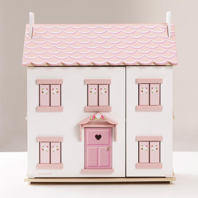 sophie's doll house