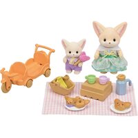 Sylvanian Families Sunny Picnic Set