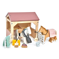 Tender Leaf Horse Stables Set