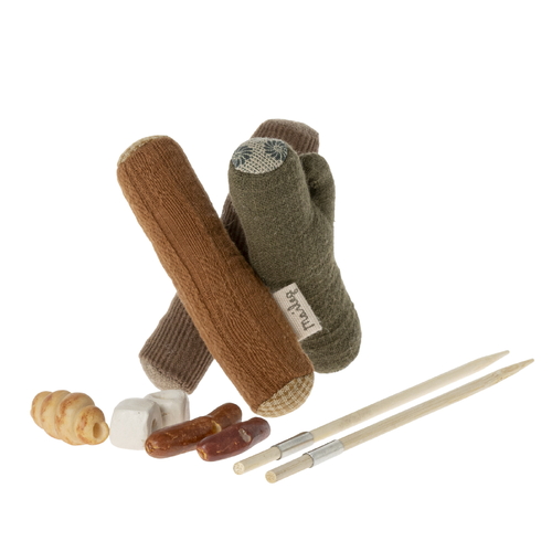 Maileg Bonfire Set for Hiker Mouse