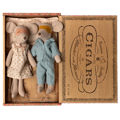 Maileg Mum and Dad Mice in Cigar Box