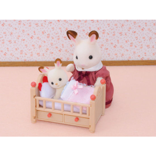 sylvanian families baby crib